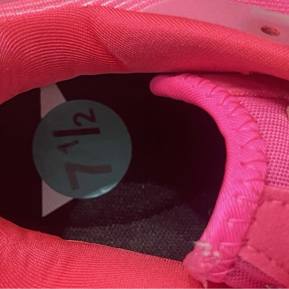 Adidas Women’s Pink Adizero Ubersonic 5, IH9936 Athletic Shoes, Sz 7.5, NEW!! - Picture 5 of 5